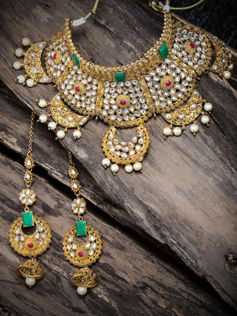 Zaveri Pearls Jewellery Sets Buy Zaveri Pearls Gold Tone Kundan And Pearls Choker Bridal Necklace Set Online Nykaa Fashion Beautiful jewellery waiting for you. zaveri pearls gold tone kundan and pearls choker bridal necklace set