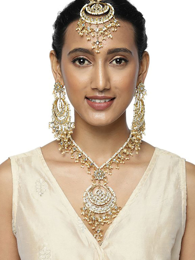 Zaveri Pearls Jewellery Sets Buy Zaveri Pearls Traditional Long Kundan Pearls Rani Haar Necklace Set Online Nykaa Fashion A maharashtrian bride in traditional gold jewellery by tanishq and pearl forehead accessory and ambi nath. zaveri pearls traditional long kundan pearls rani haar necklace set